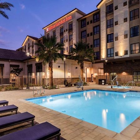 Hilton Garden Inn Pomona, Ca Екстер'єр фото