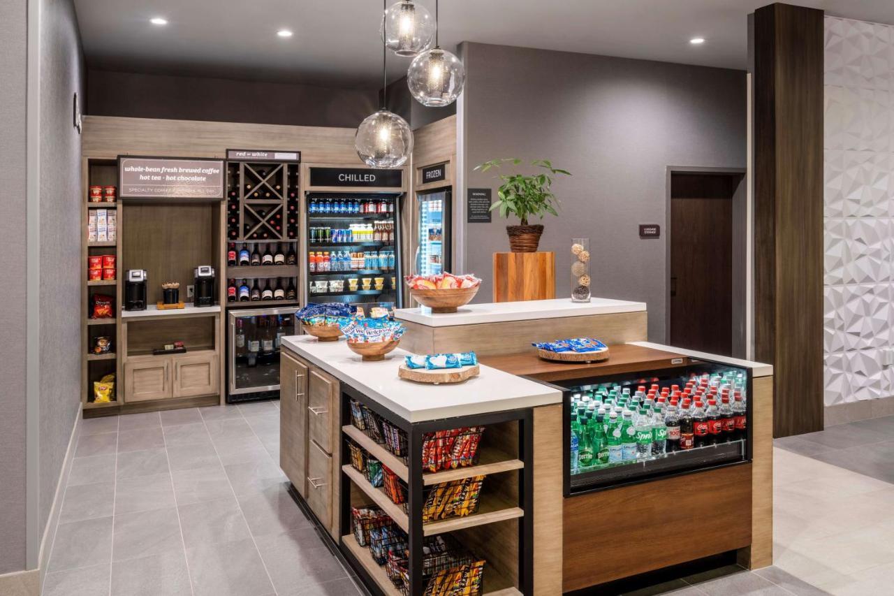 Hilton Garden Inn Pomona, Ca Екстер'єр фото