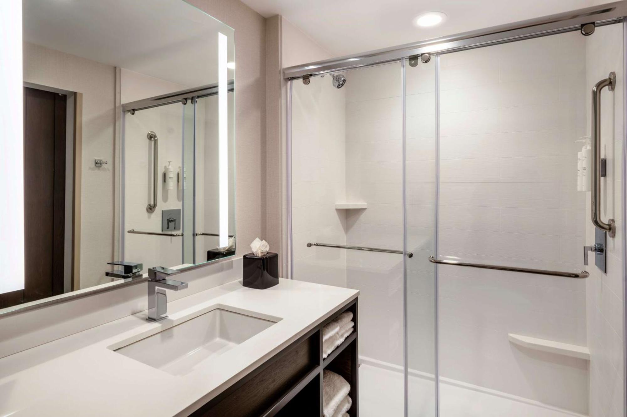 Hilton Garden Inn Pomona, Ca Екстер'єр фото